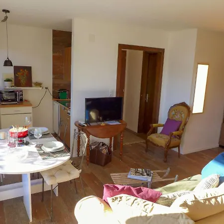 דירה Du Rhone B40 By Interhome